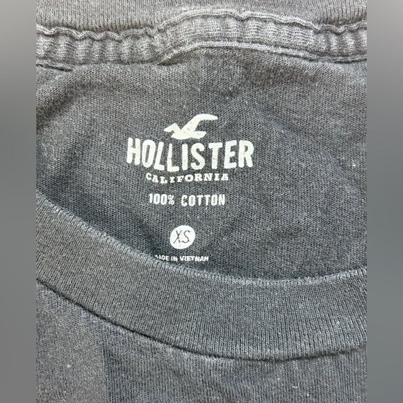 Hollister Graphic Long Sleeve Shirt - Picture 3 of 5